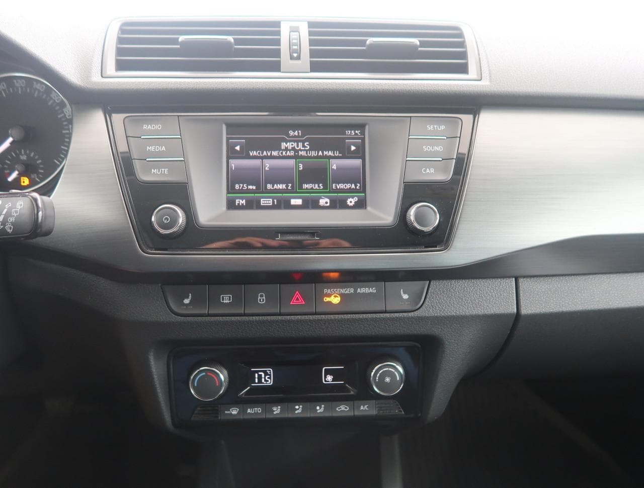 2015 Škoda FABIA - 39