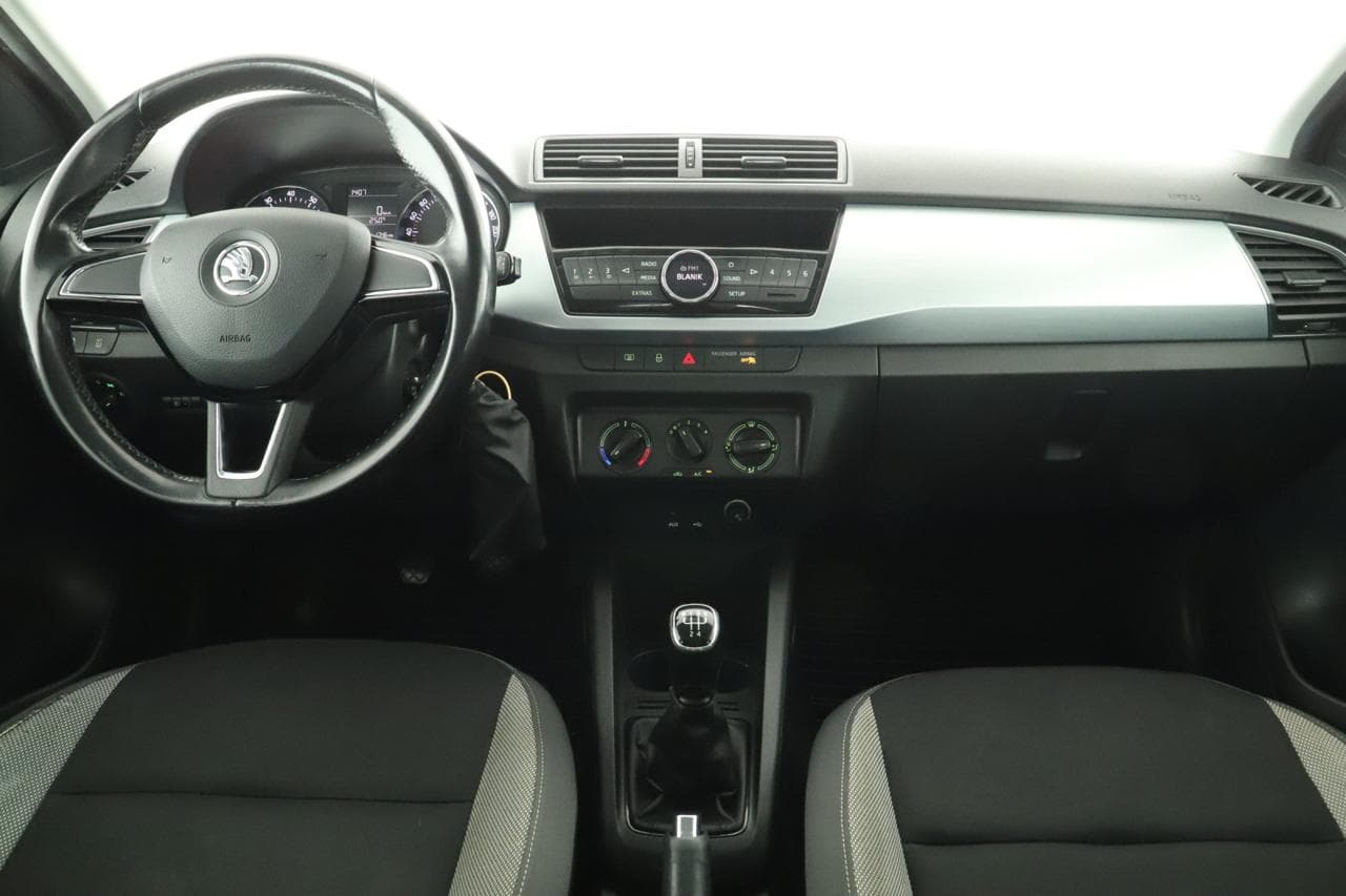 2017 Škoda FABIA - 17