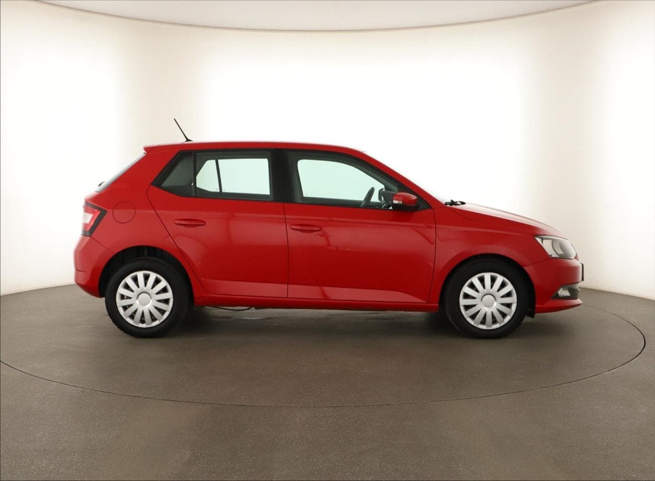 2017 Škoda FABIA - 8