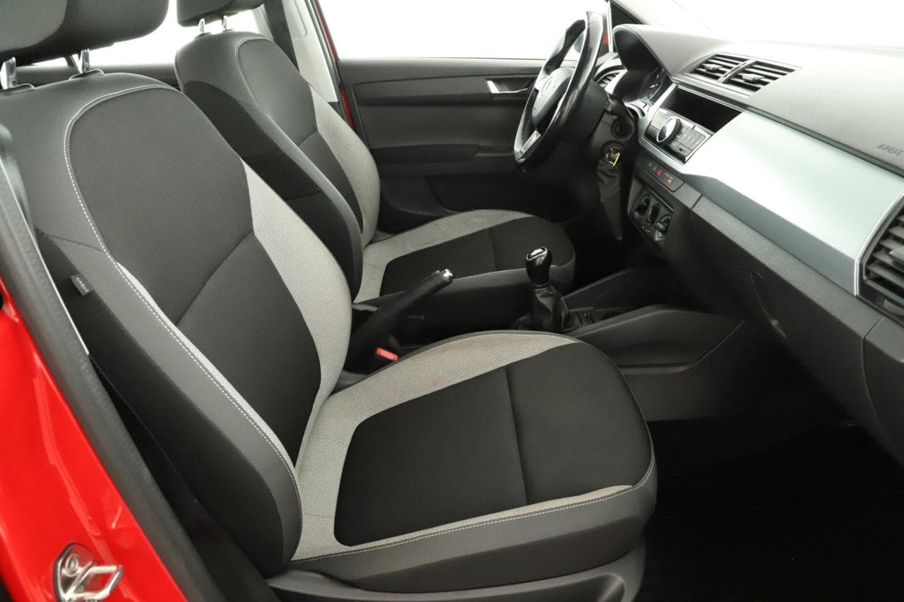 2017 Škoda FABIA - 9