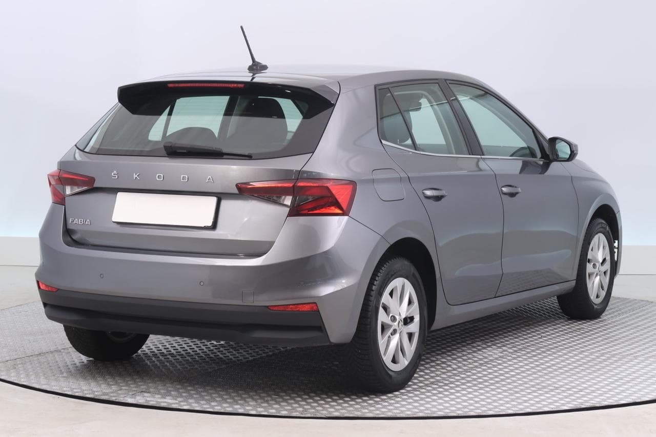 2022 Škoda FABIA - 7