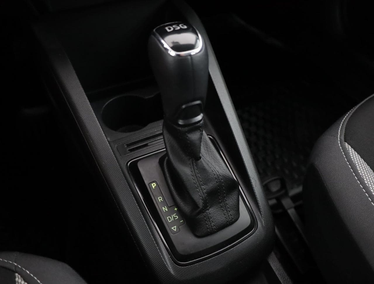 2017 Škoda FABIA - 16