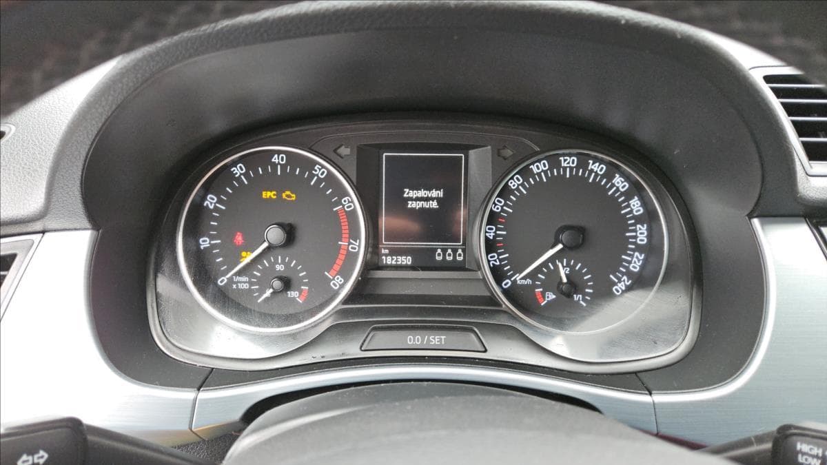 2015 Škoda FABIA - 8