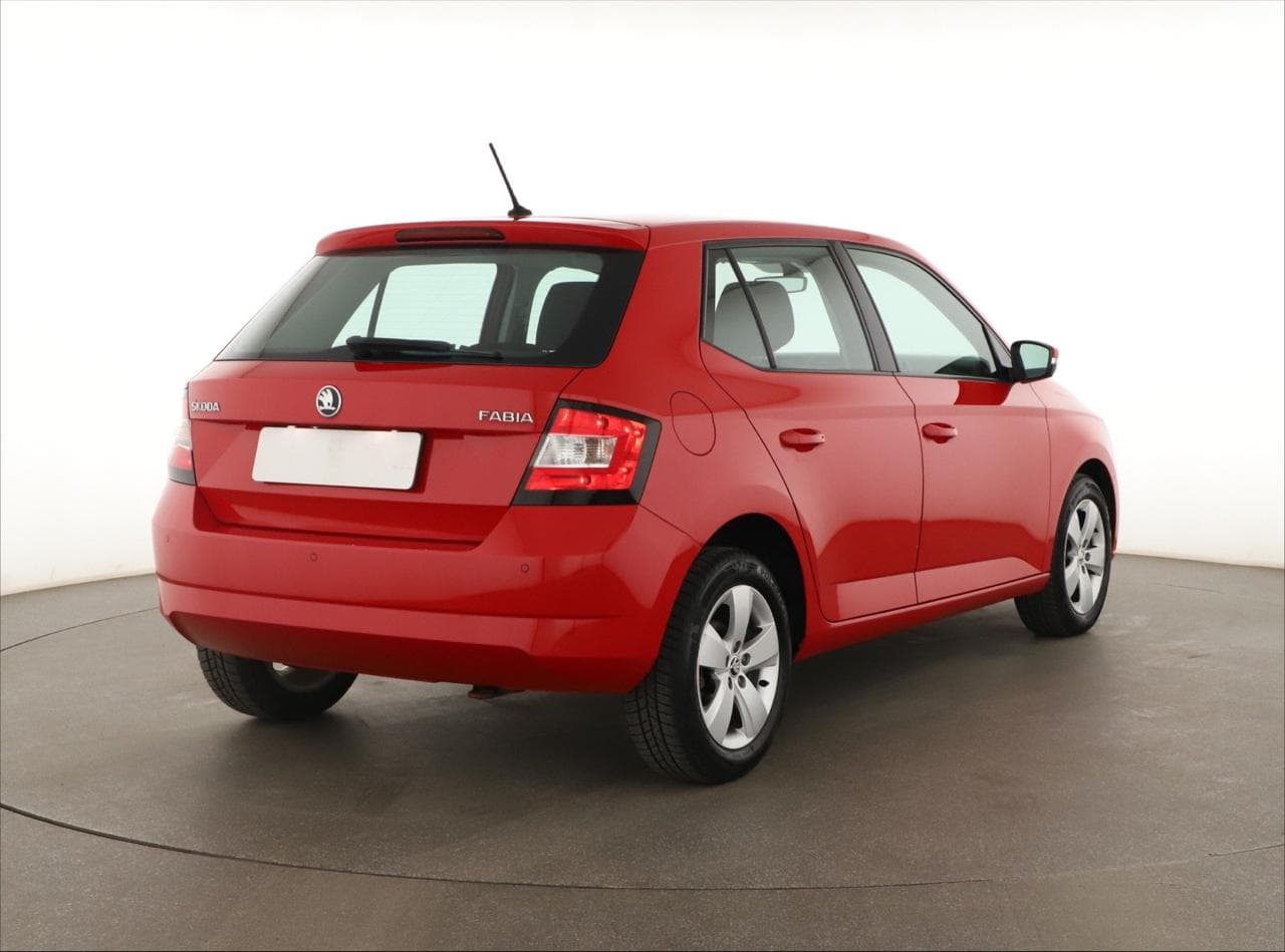 2018 Škoda FABIA - 9