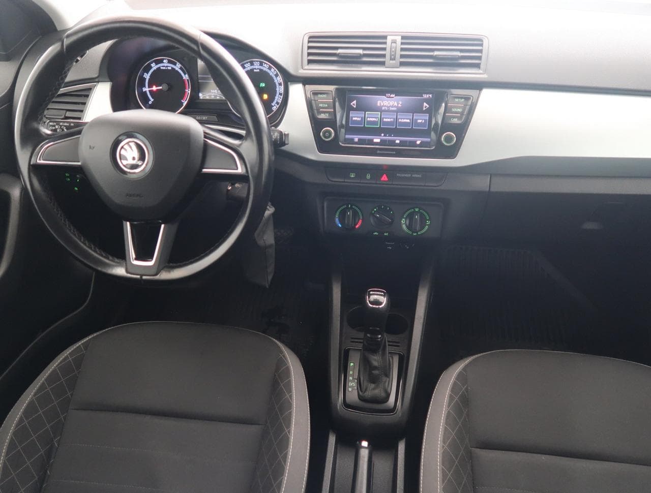 2019 Škoda FABIA - 18