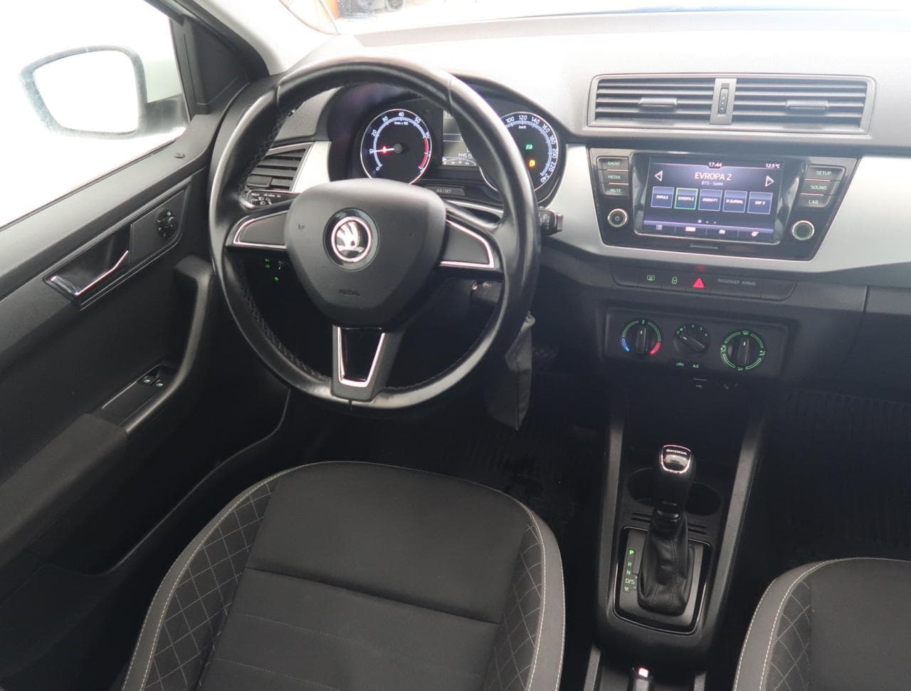 2019 Škoda FABIA - 16