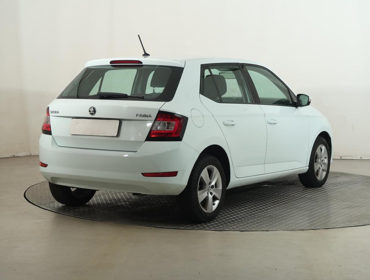 2019 Škoda FABIA - 12