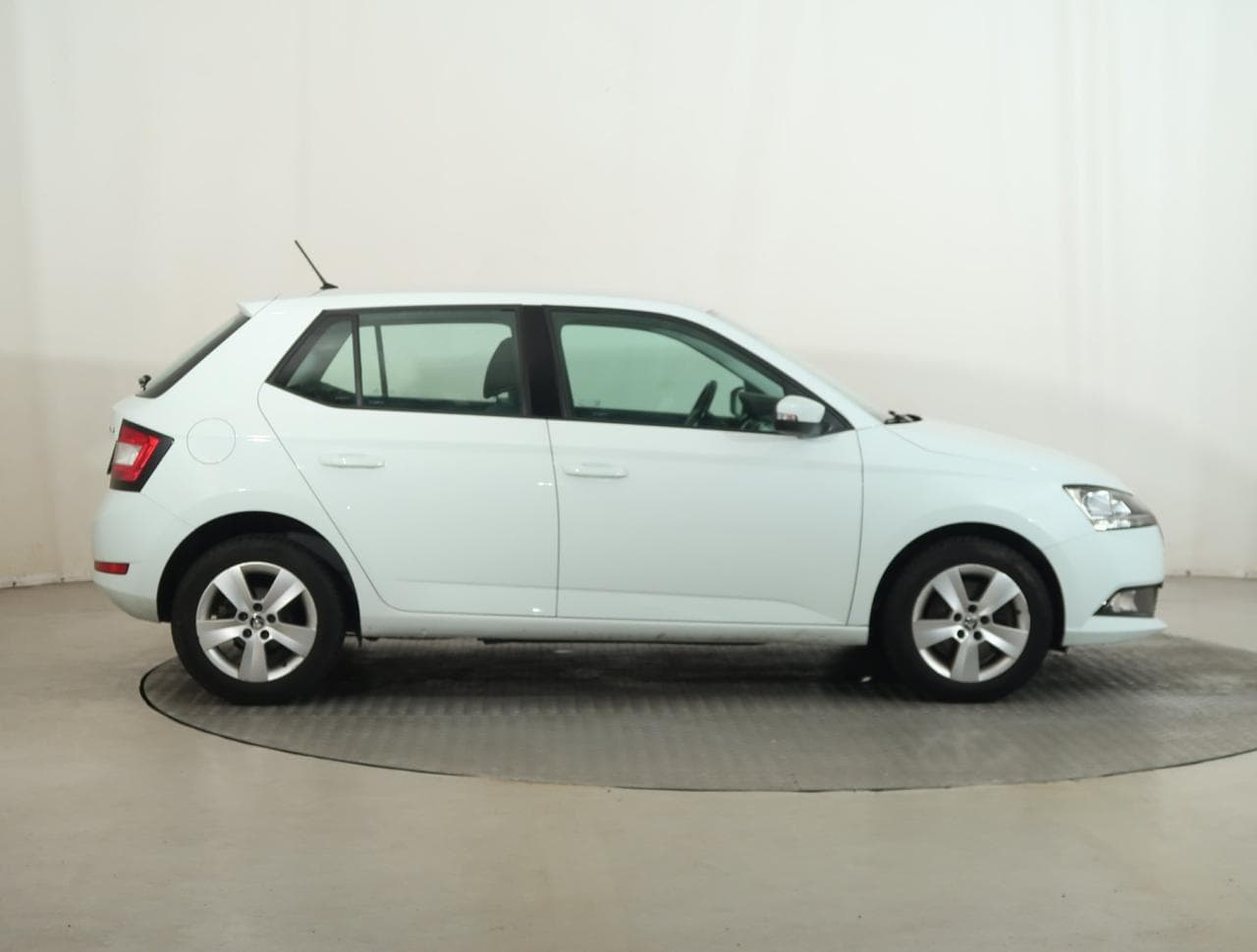 2019 Škoda FABIA - 14
