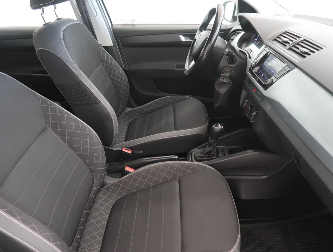 2019 Škoda FABIA - 28