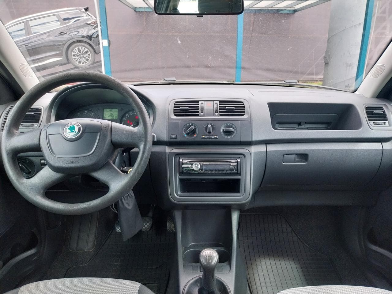 2011 Škoda FABIA - 16