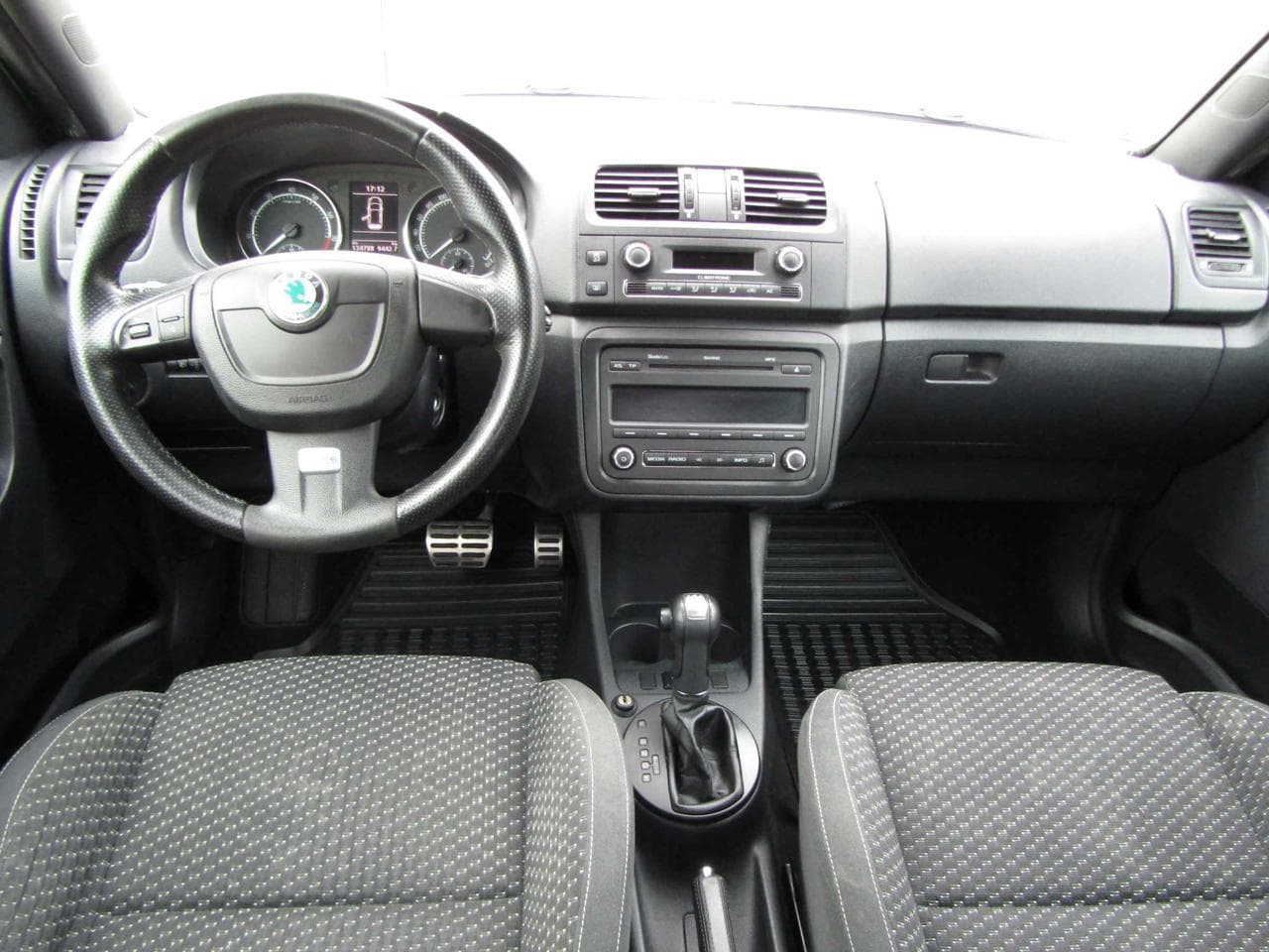 2011 Škoda FABIA - 15