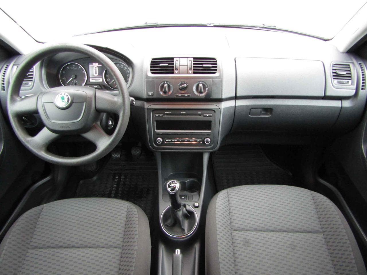 2011 Škoda FABIA - 8