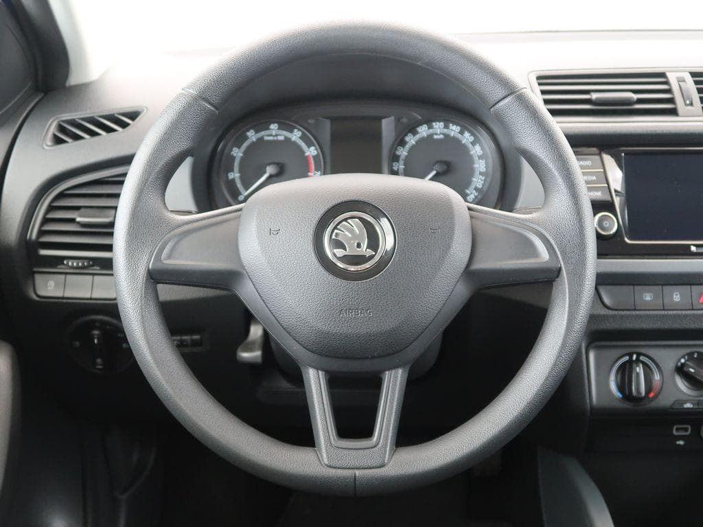 2019 Škoda FABIA - 18
