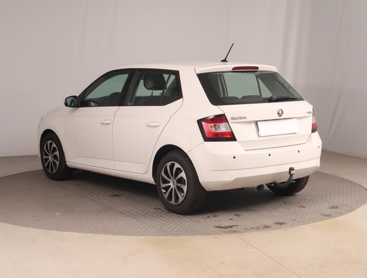 2015 Škoda FABIA - 9