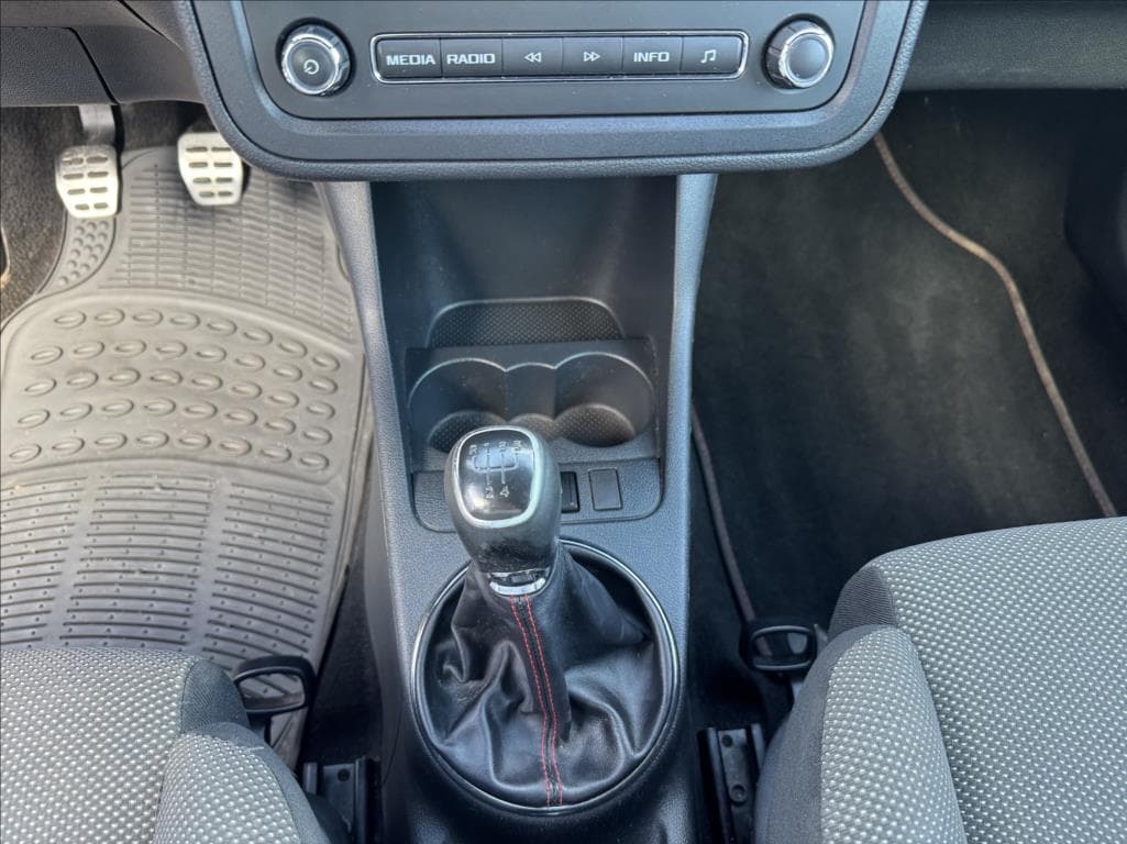 2013 Škoda FABIA - 27