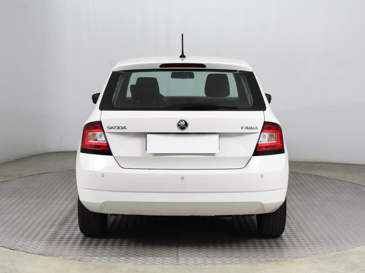 2017 Škoda FABIA - 9