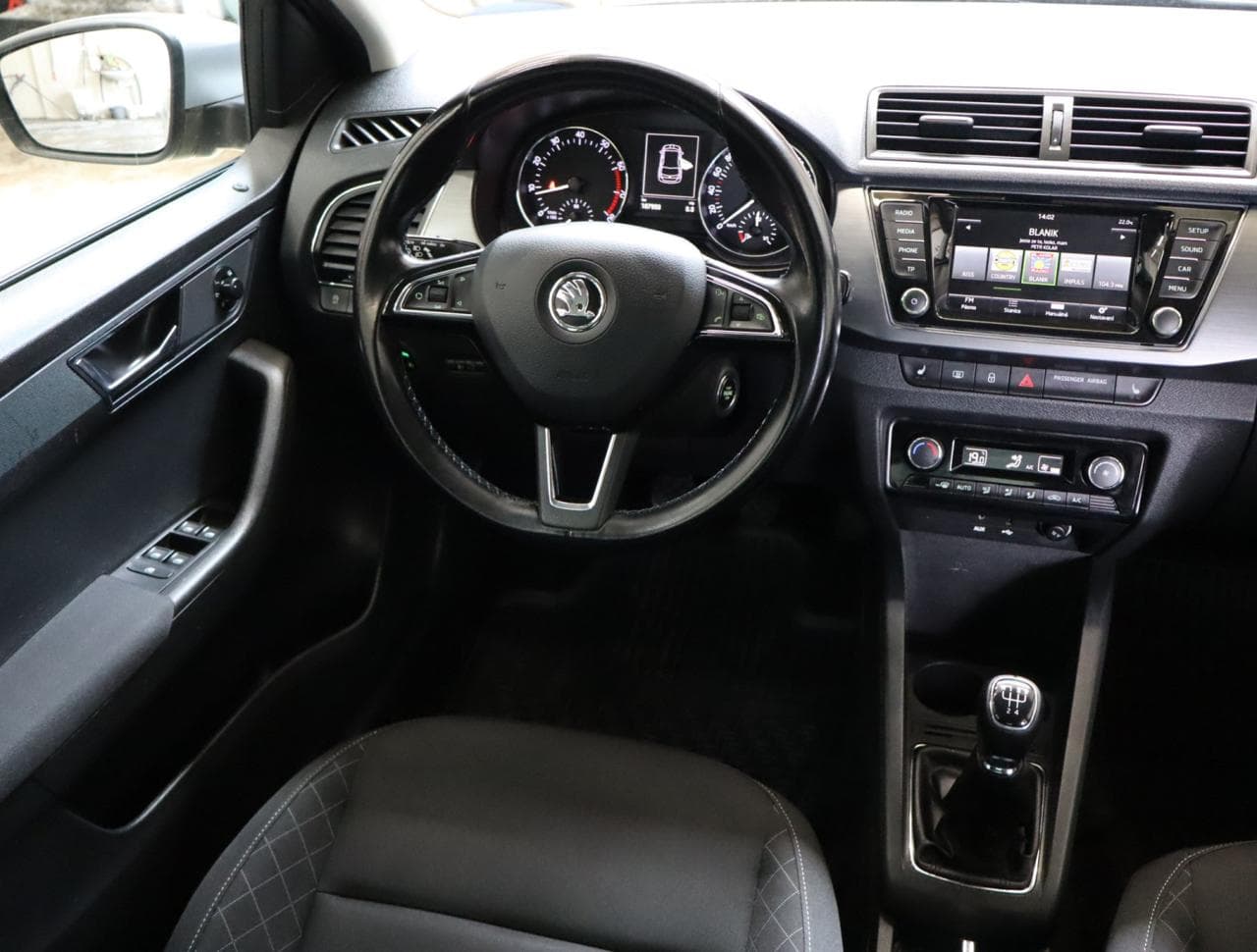 2015 Škoda FABIA - 16