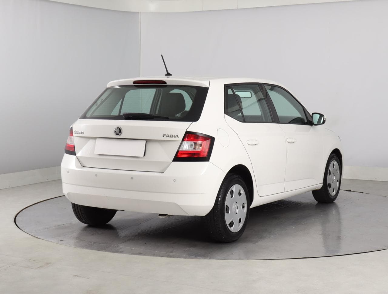 2015 Škoda FABIA - 11