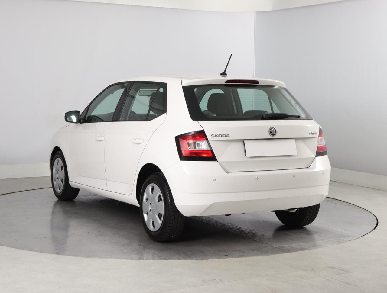 2015 Škoda FABIA - 8