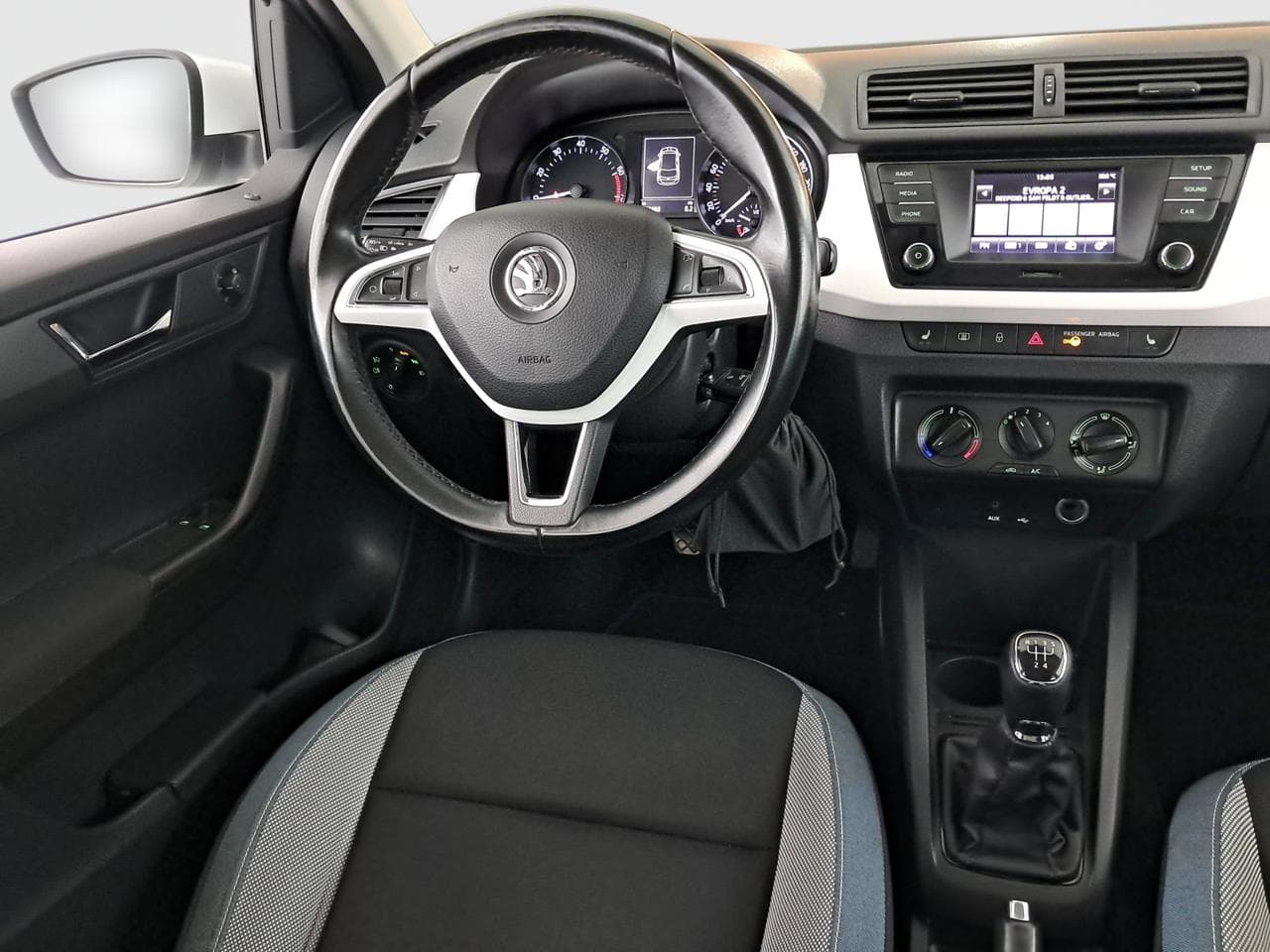 2015 Škoda FABIA - 13