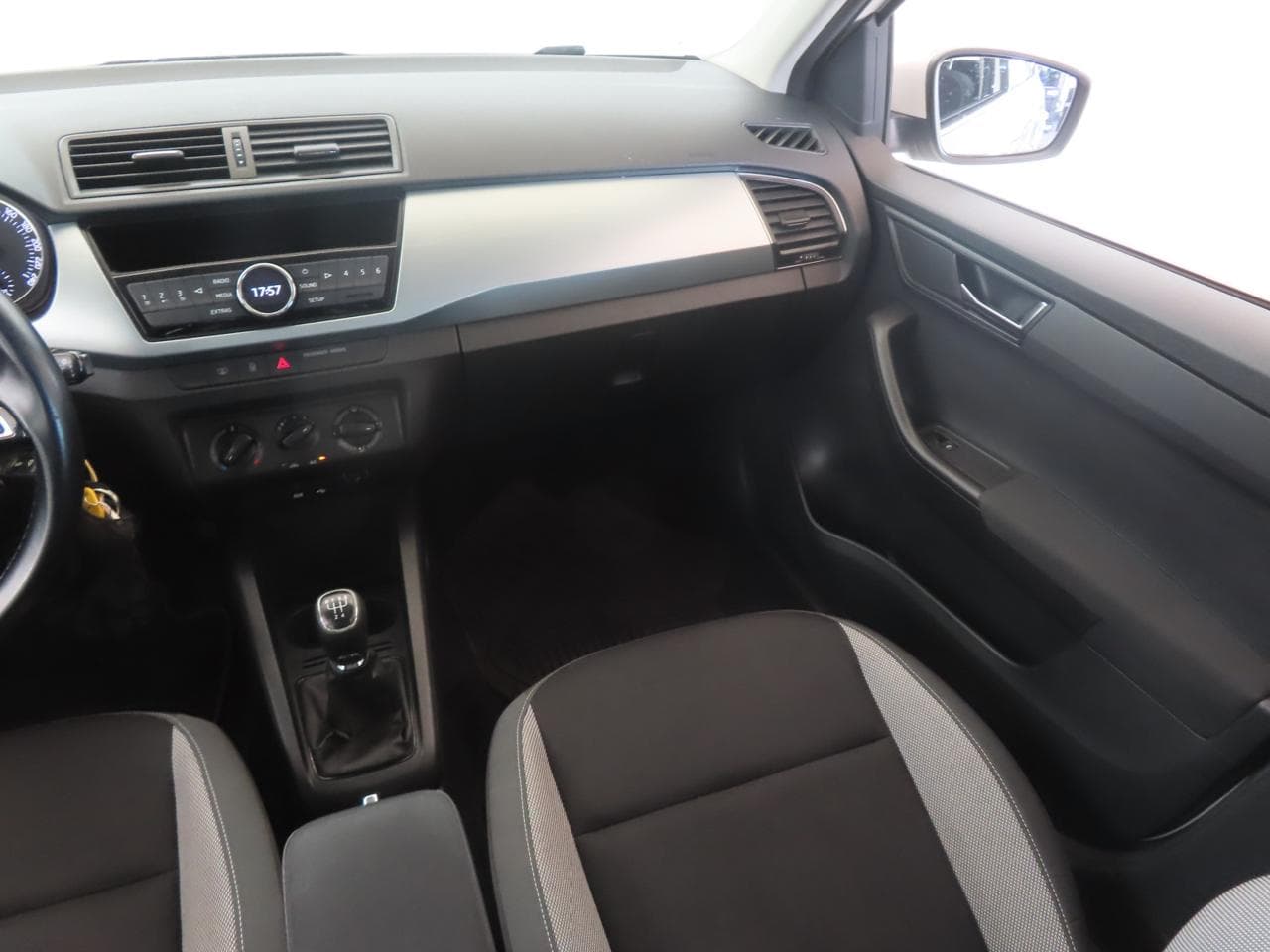 2015 Škoda FABIA - 20