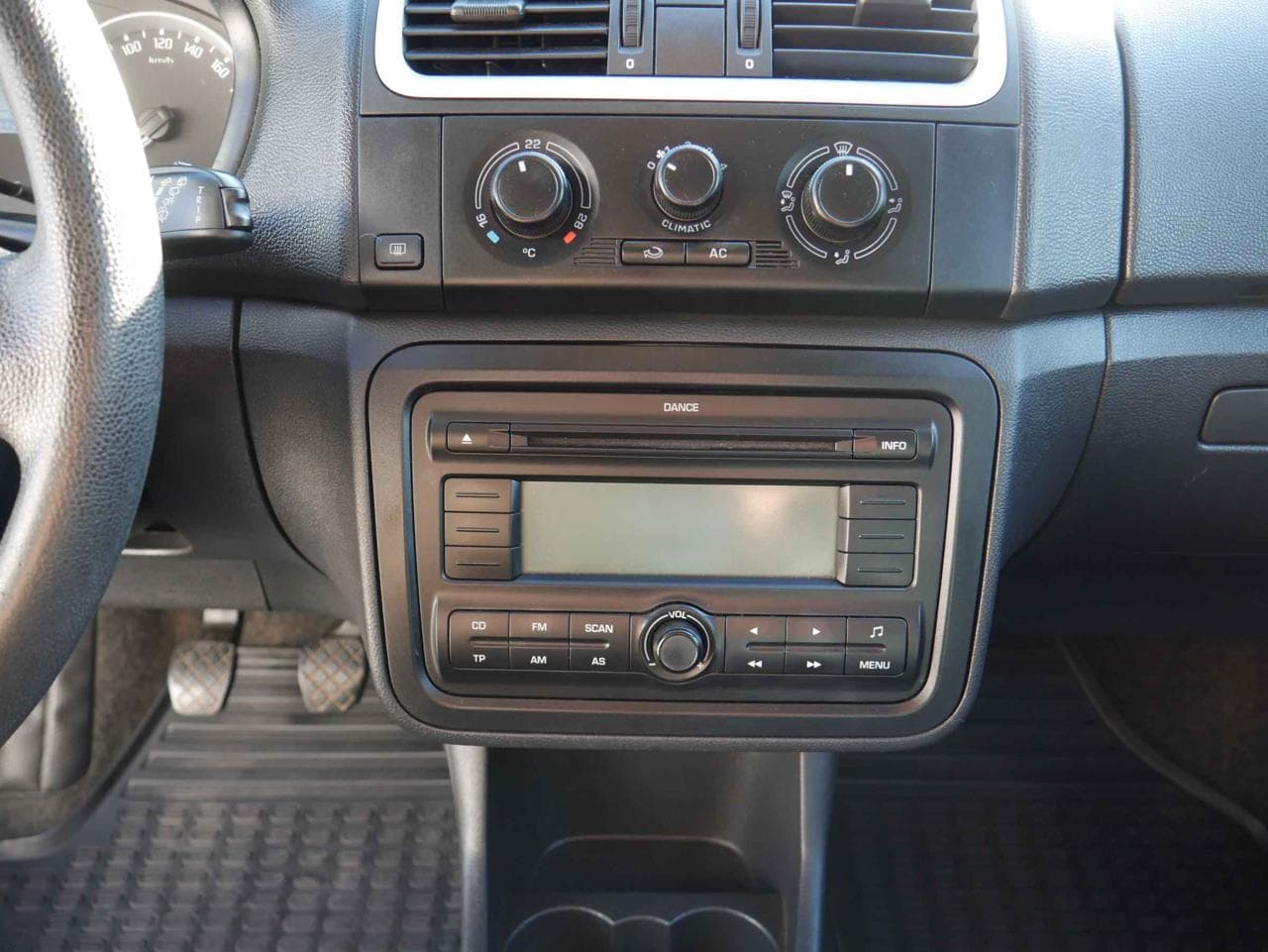 2010 Škoda FABIA - 19