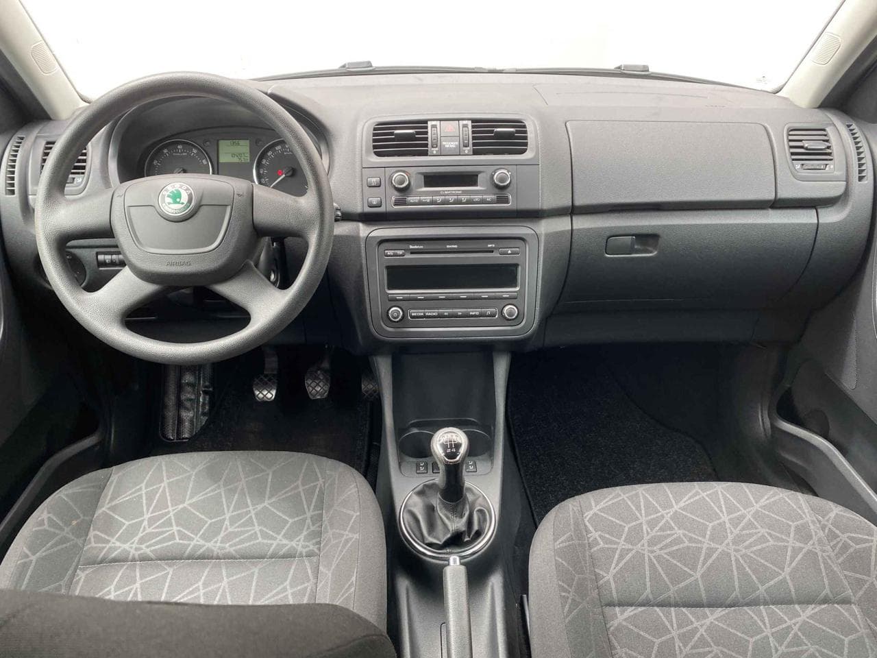 2011 Škoda FABIA - 11