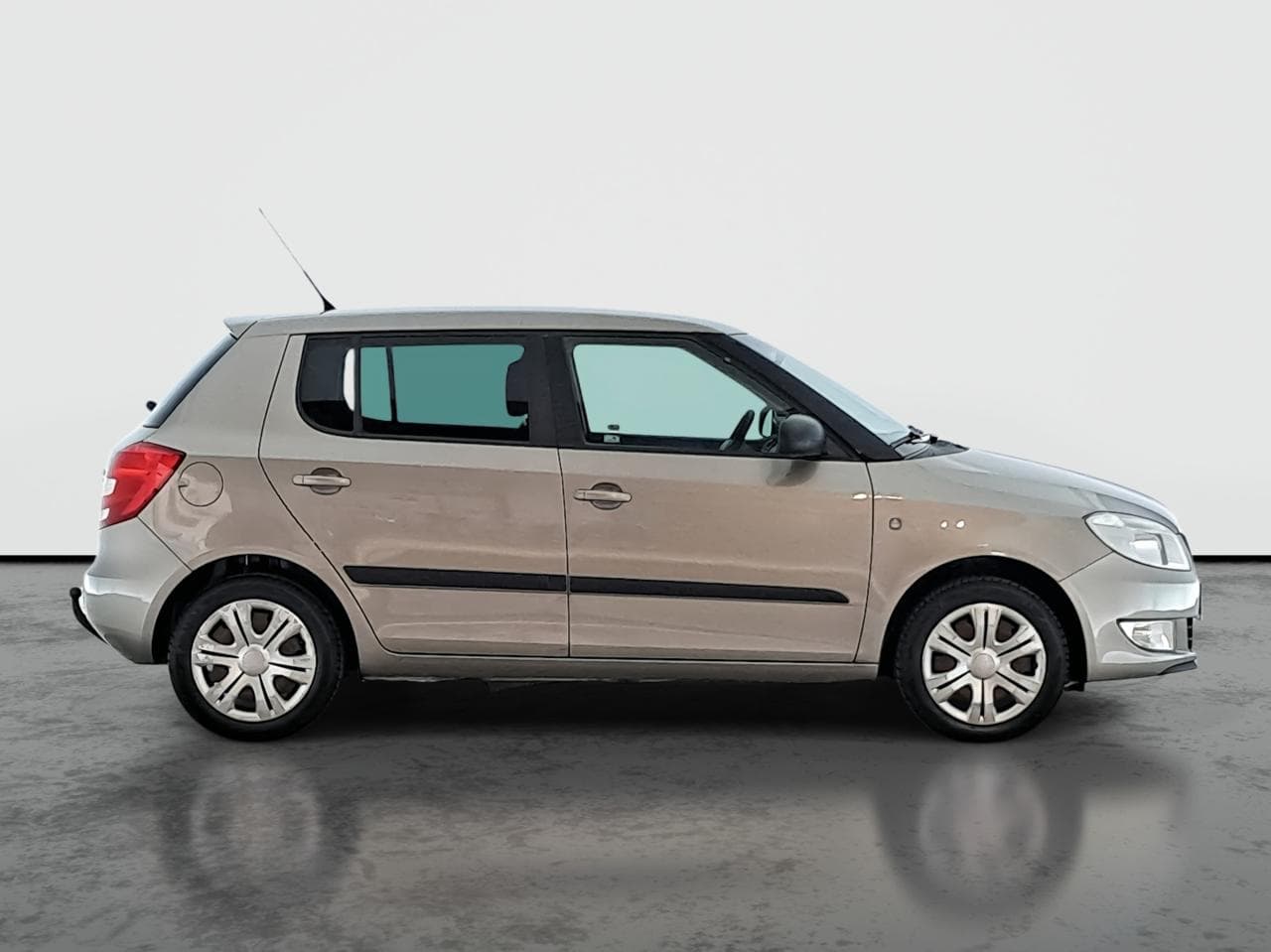 2010 Škoda FABIA - 8