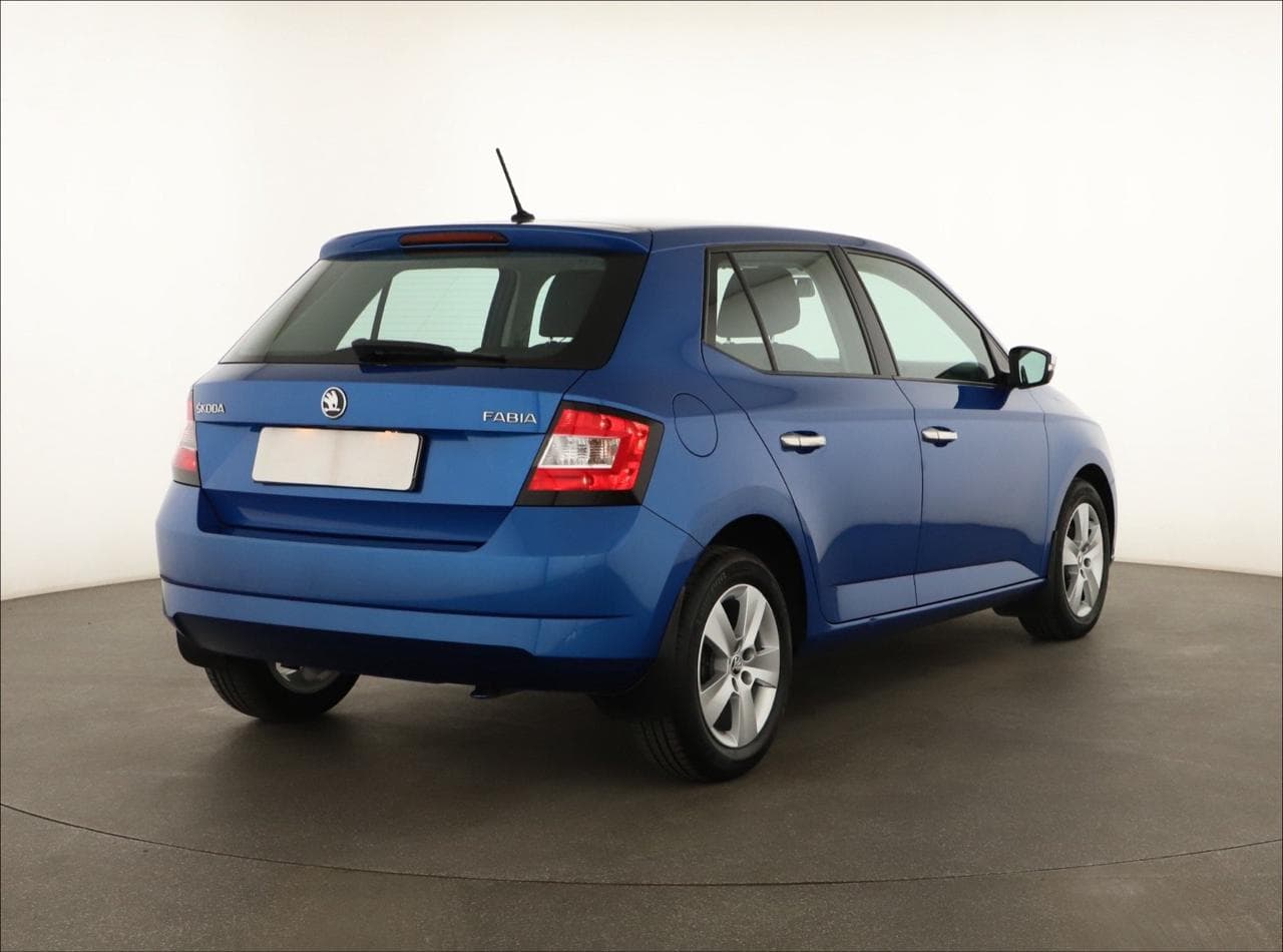 2016 Škoda FABIA - 7