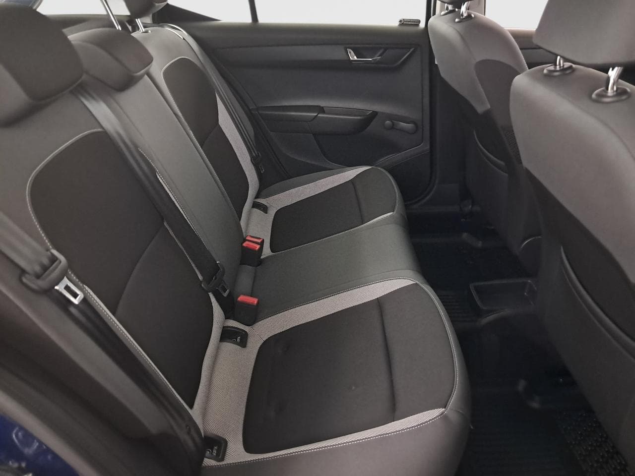 2016 Škoda FABIA - 22