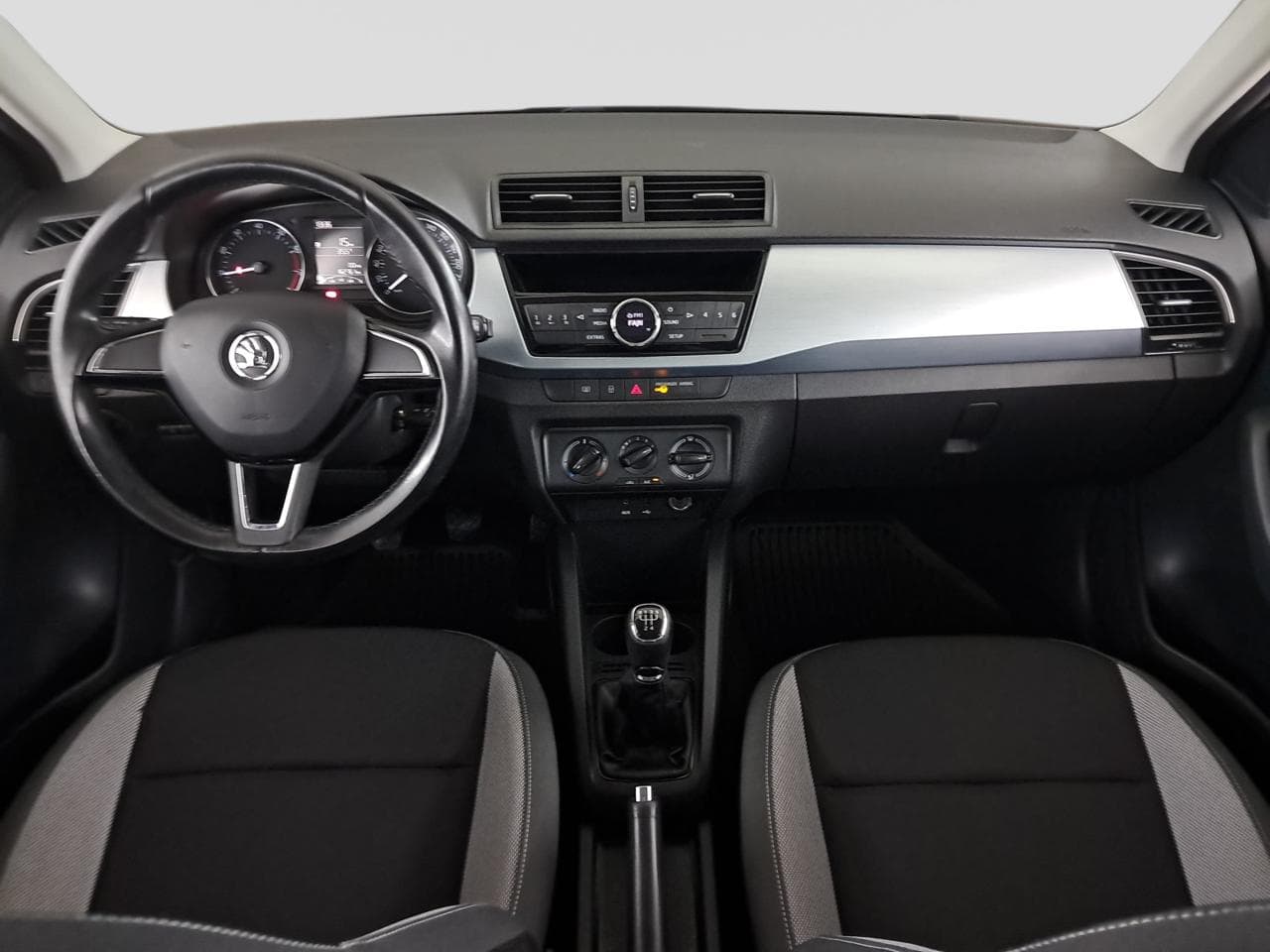 2016 Škoda FABIA - 17
