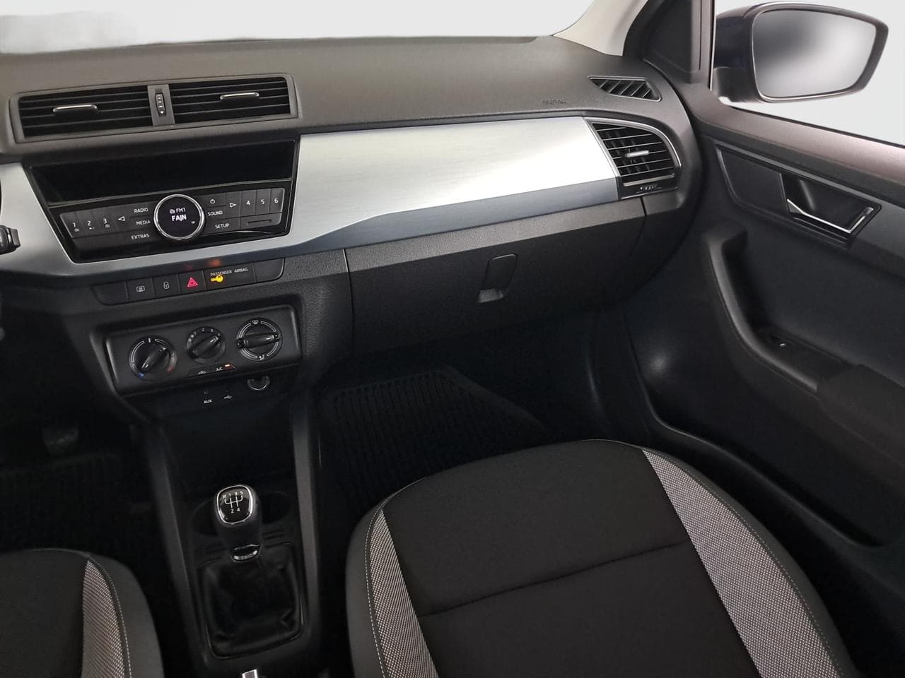 2016 Škoda FABIA - 18