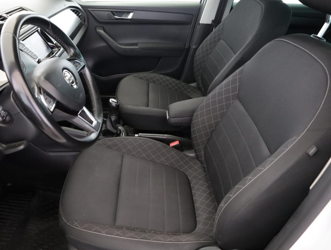 2018 Škoda FABIA - 24