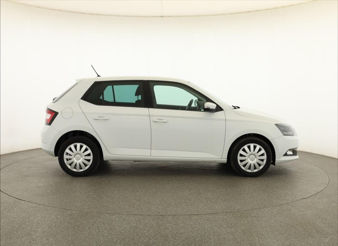 2018 Škoda FABIA - 15