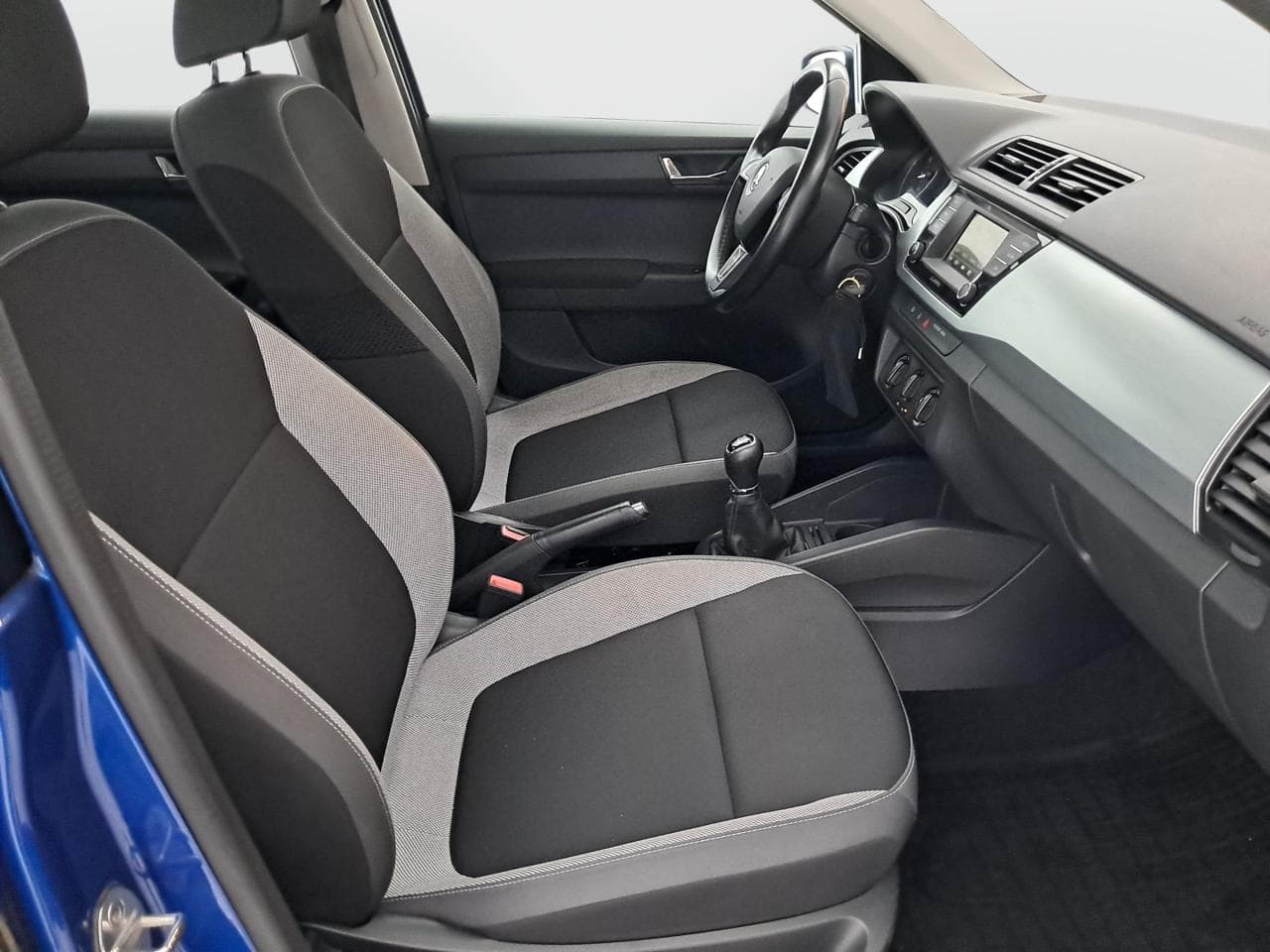 2016 Škoda FABIA - 23