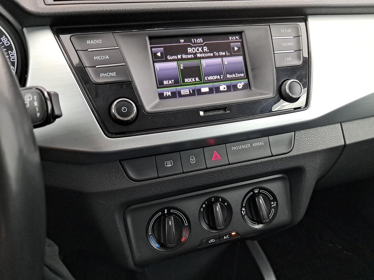 2016 Škoda FABIA - 35