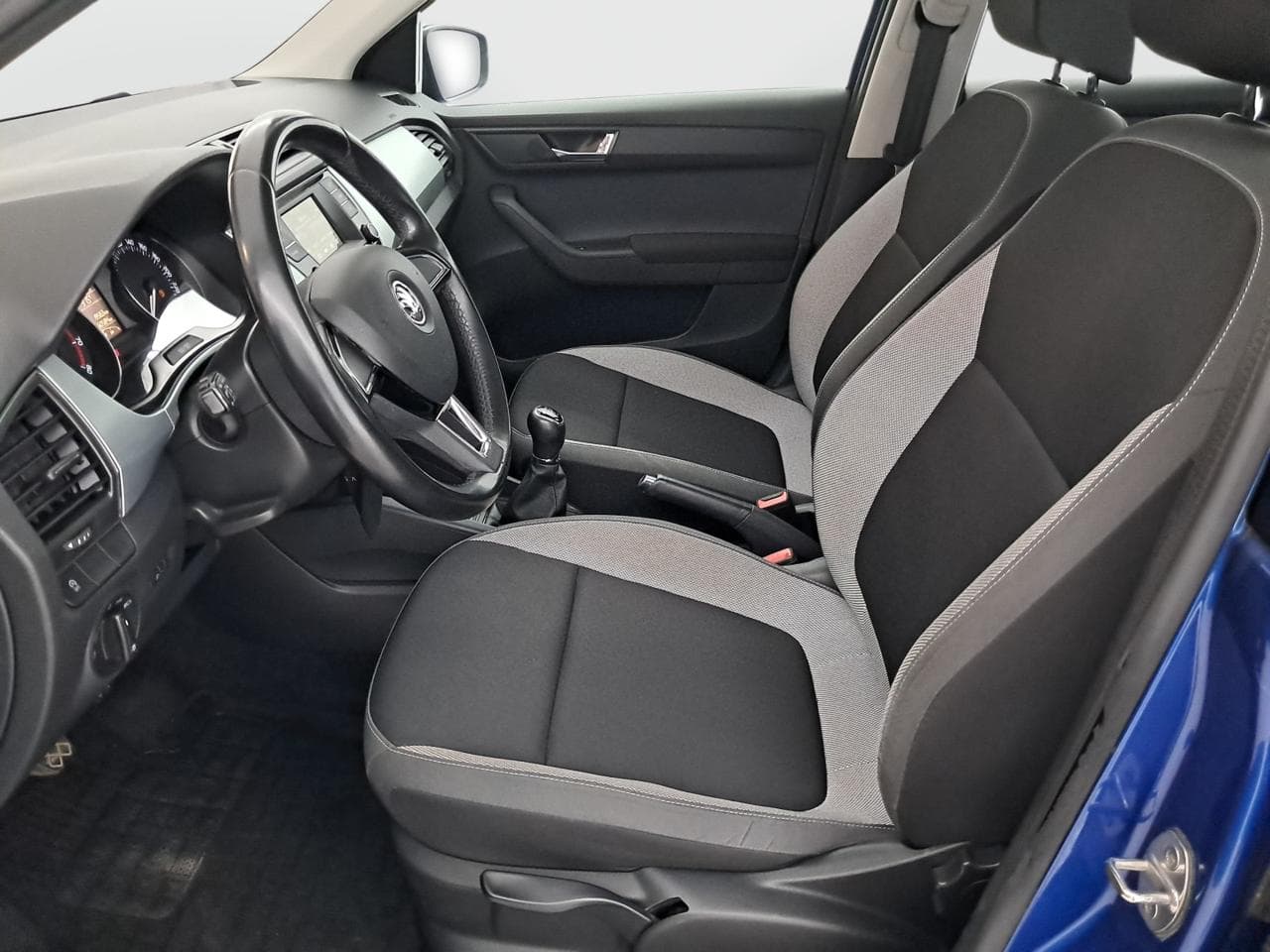 2016 Škoda FABIA - 31