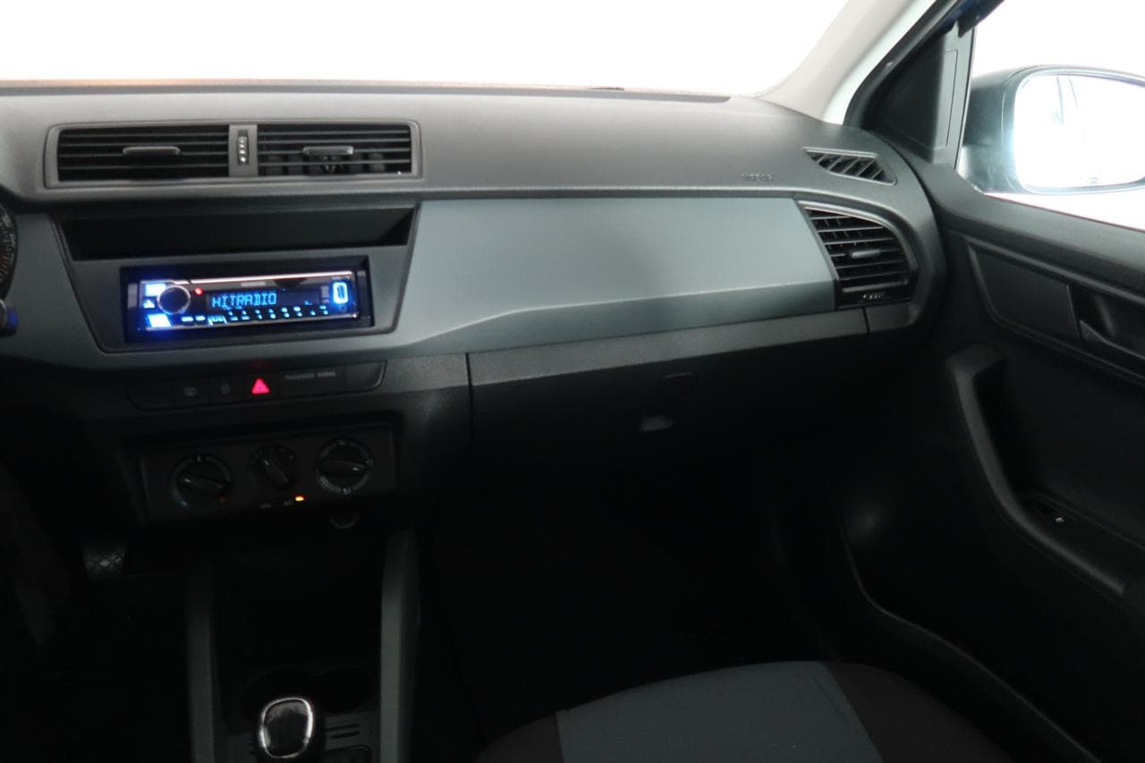 2016 Škoda FABIA - 11