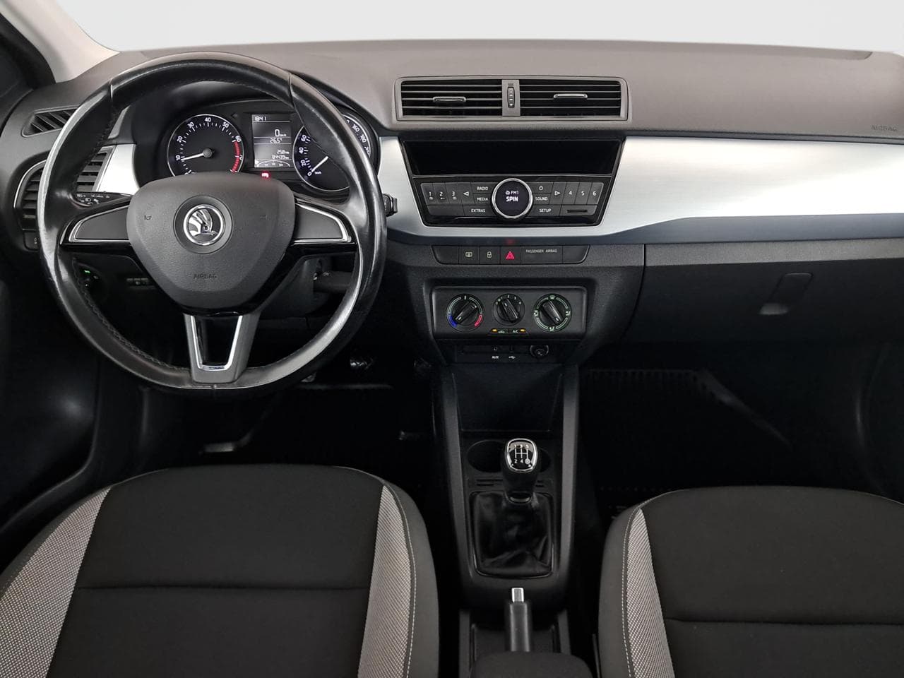 2017 Škoda FABIA - 10