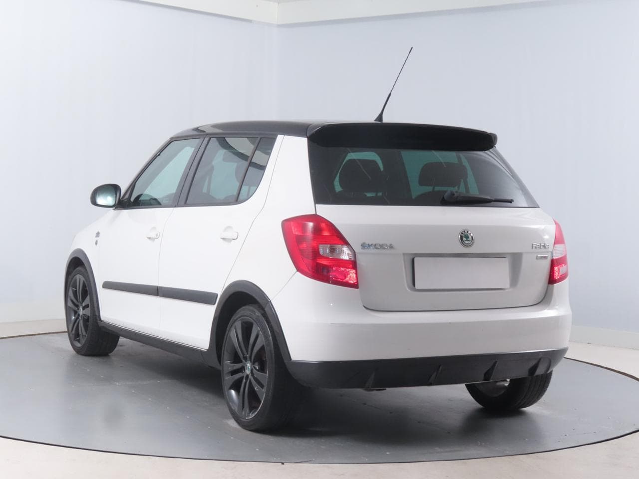 2011 Škoda FABIA - 5