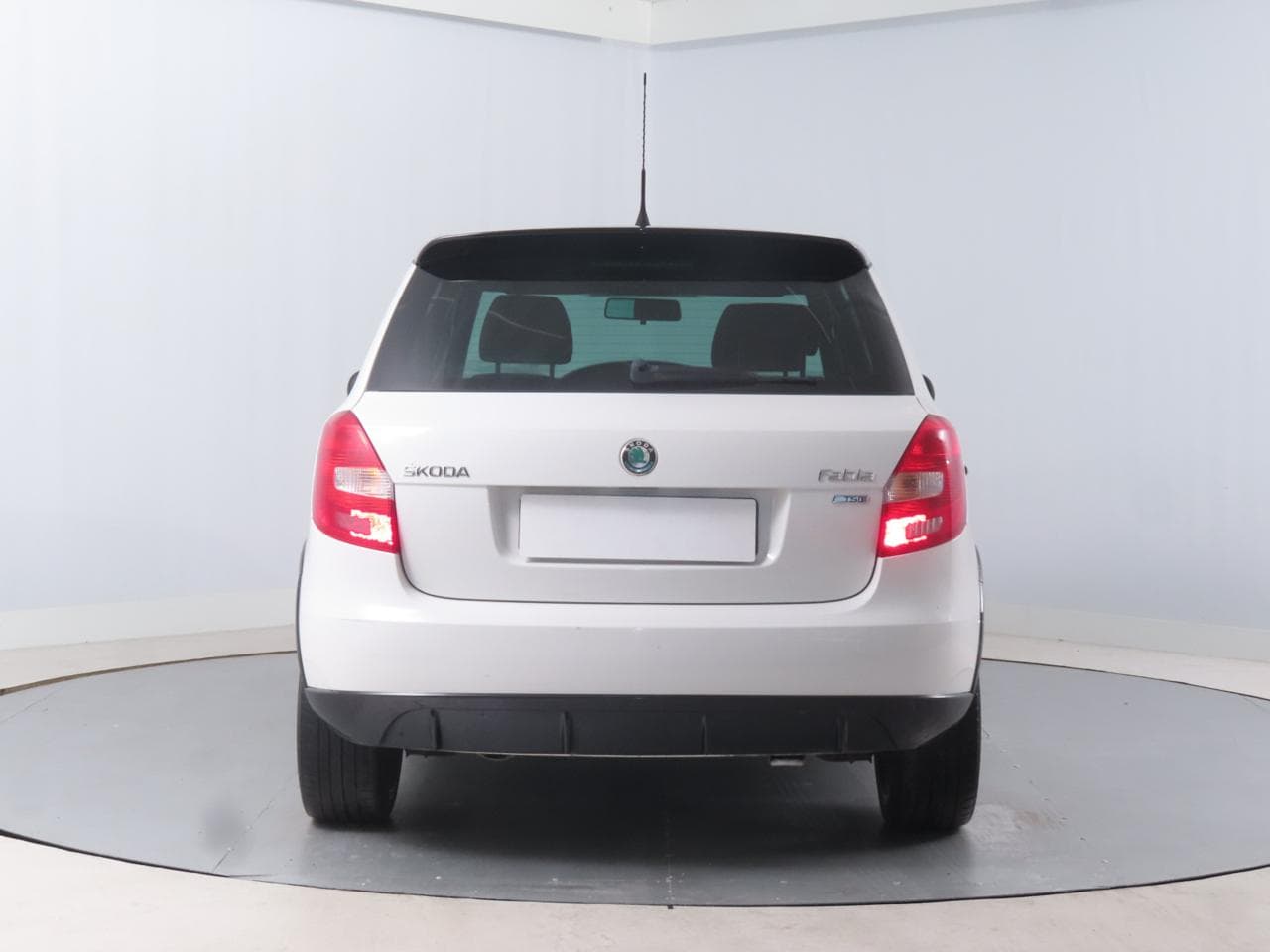 2011 Škoda FABIA - 6