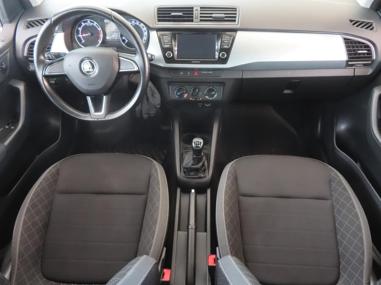 2018 Škoda FABIA - 10