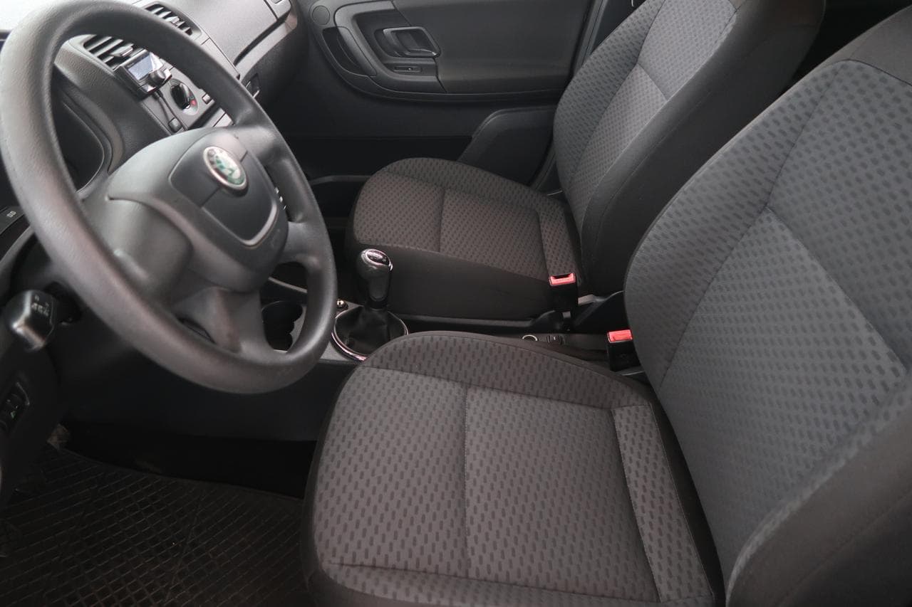 2013 Škoda FABIA - 16