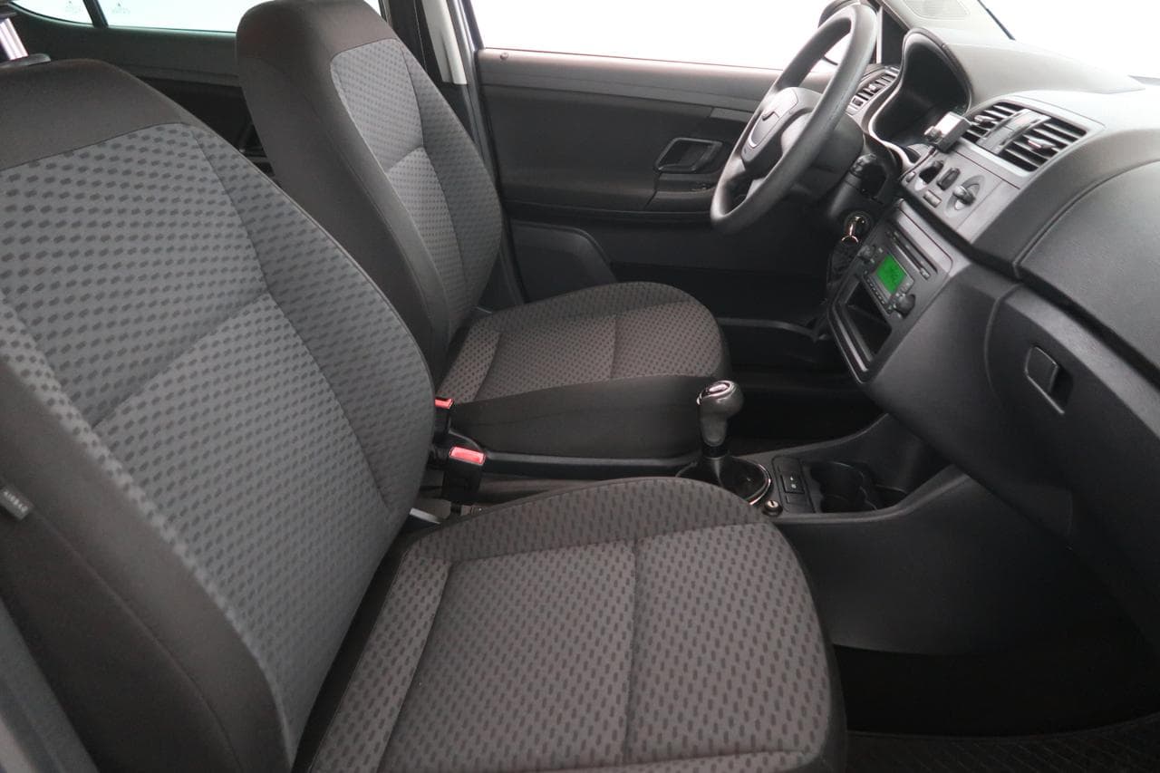 2013 Škoda FABIA - 12