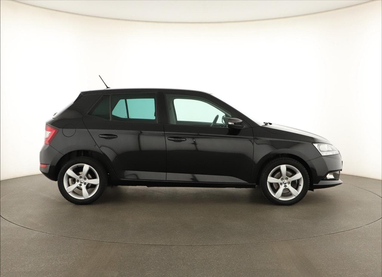 2020 Škoda FABIA - 8