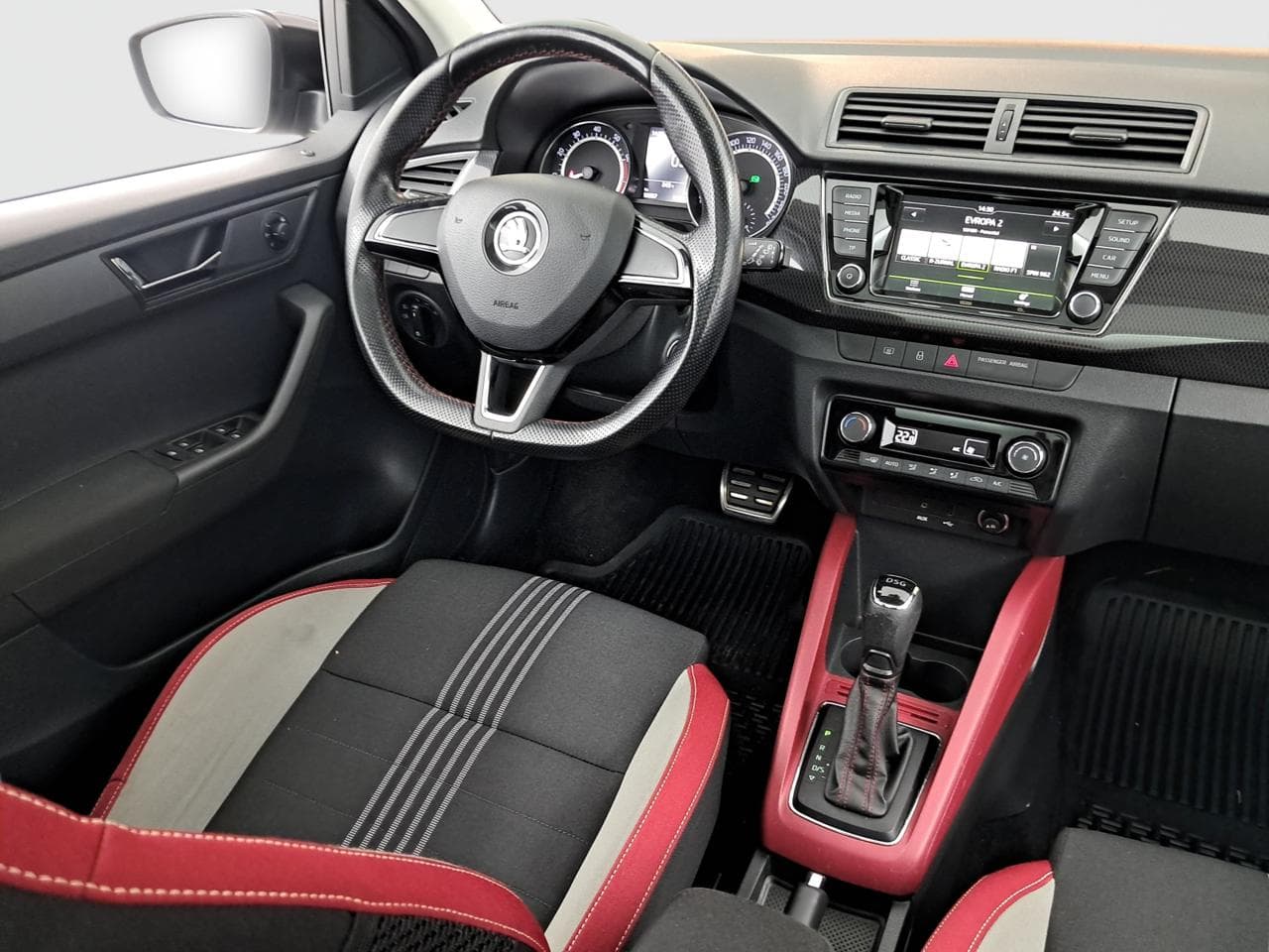 2017 Škoda FABIA - 9