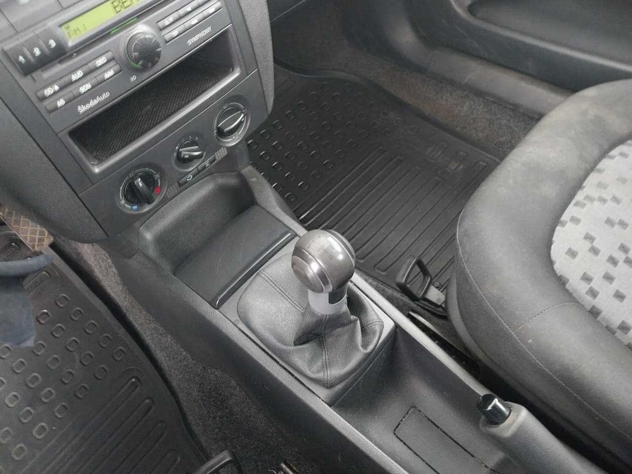 2006 Škoda FABIA - 19