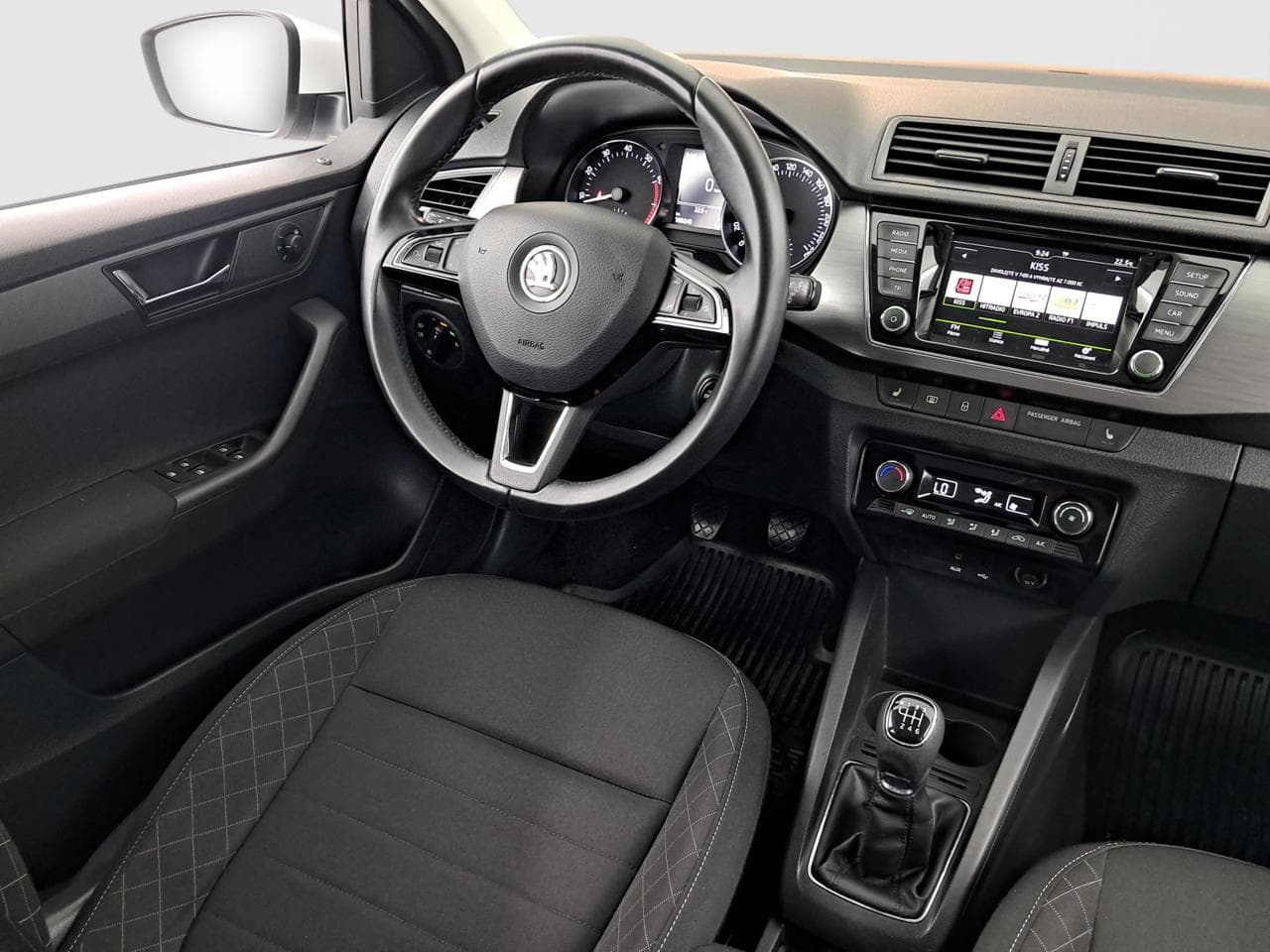 2016 Škoda FABIA - 9