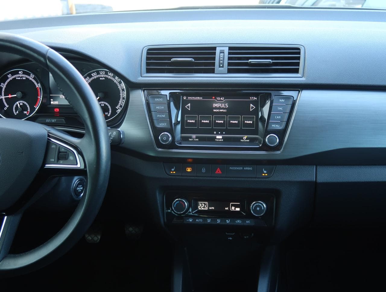 2019 Škoda FABIA - 18