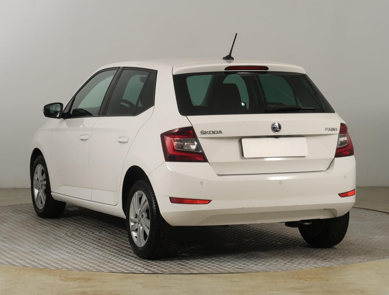 2019 Škoda FABIA - 5